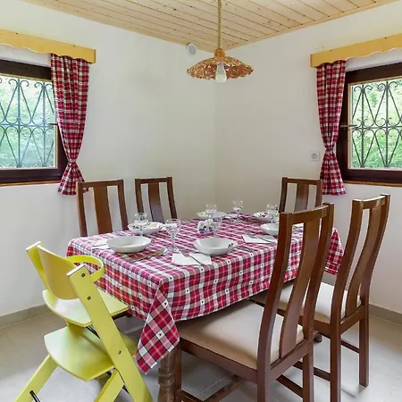 Apartamento Pocitniska Hisa Voje *