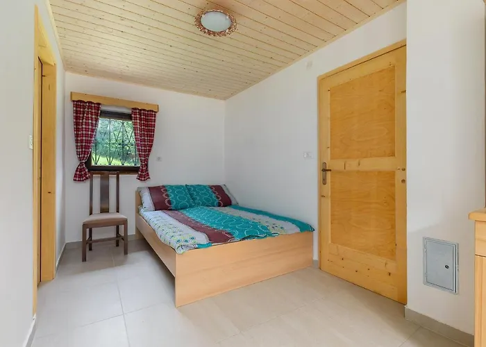 Pocitniska Hisa Voje Apartment