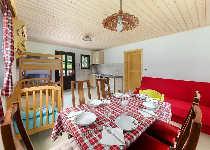 Apartment Pocitniska Hisa Voje *