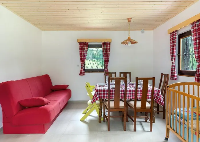 Pocitniska Hisa Voje * Srednja Vas v Bohinju